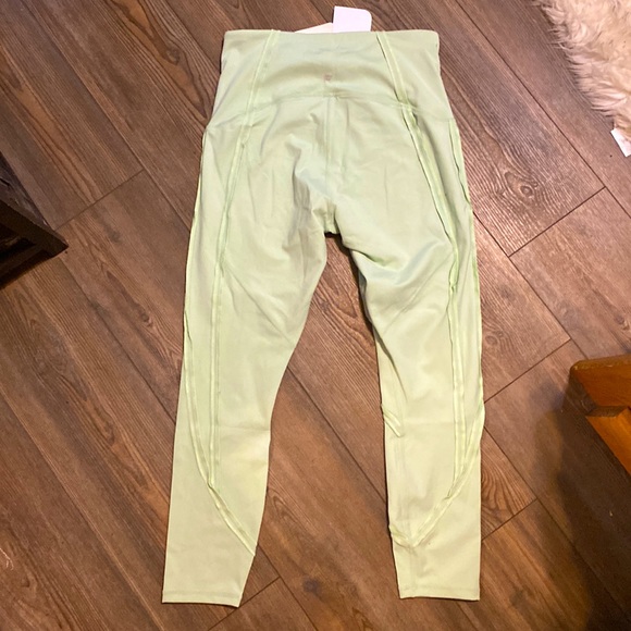 Fabletics medium green leggings - Picture 2 of 4